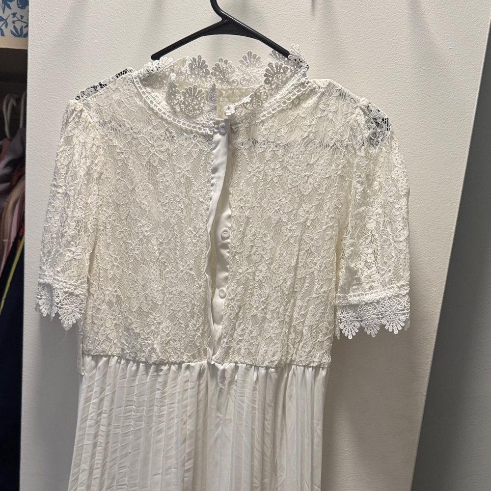 Elegant White Lace Dress